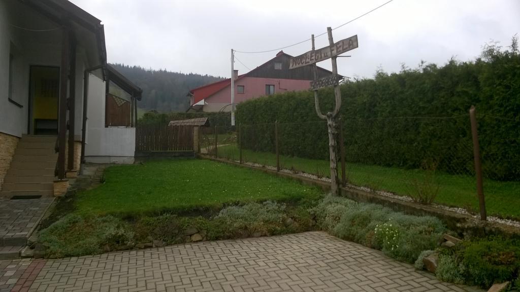 Noclegi U Fela Ustrzyki Dolne Extérieur photo
